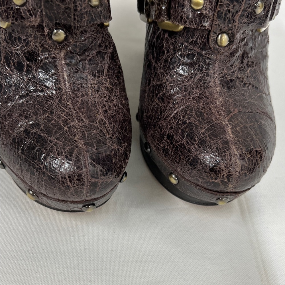 Vince Camuto Brown Leather Studded Mules size 6 6B heel 5” new no box - Picture 5 of 6